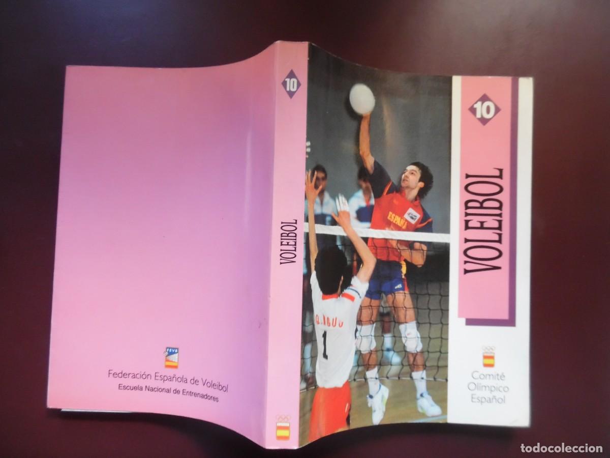 Coleccionismo deportivo: Voleibol, Comit&eacute; Ol&iacute;mpico Espa&ntilde;ol, Federaci&oacute;n Espa&ntilde;ola de Voleibol. Gran tomo. Escuela entrenadores