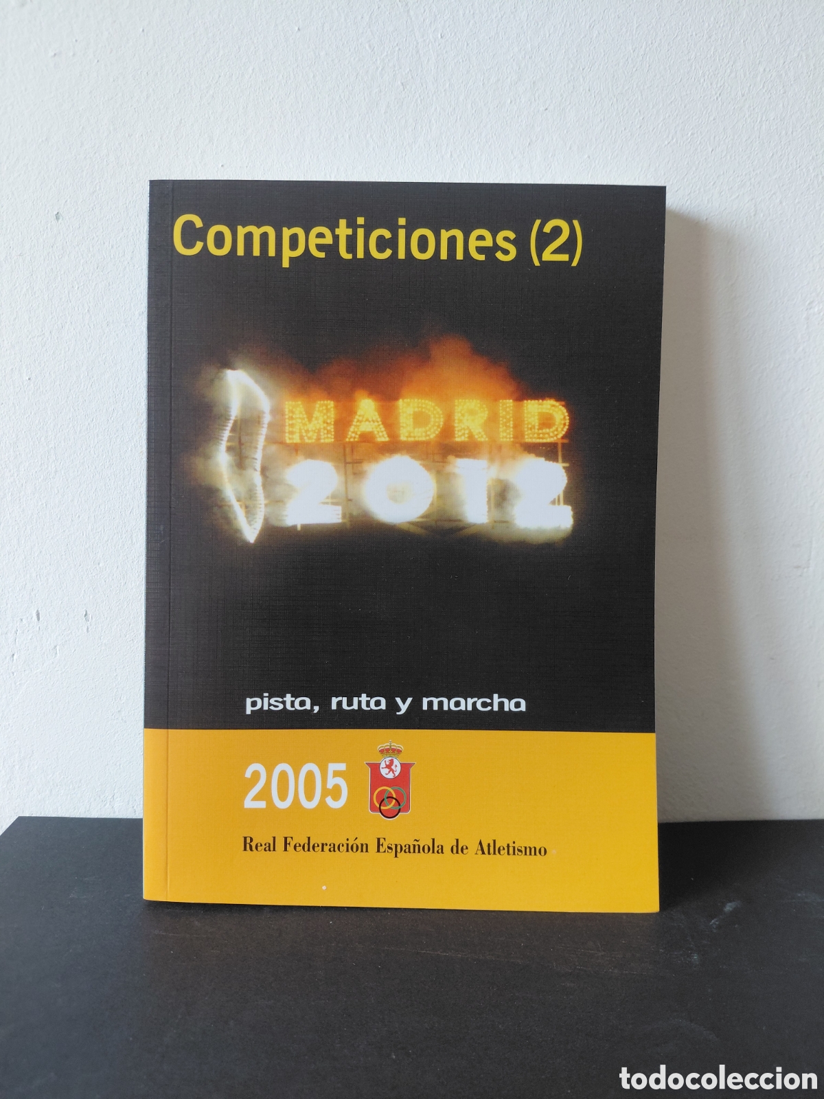 Coleccionismo deportivo: ATLETISMO - COMPETICIONES 2 A&Ntilde;O 2005 - PISTA RUTA Y MARCHA - FEDE ESPA&Ntilde;OLA DE ATLETISMO
