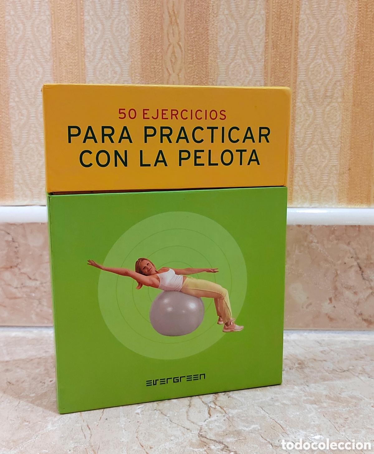 Libros: 50 ejercicios para practicar con la pelota - Foto 1