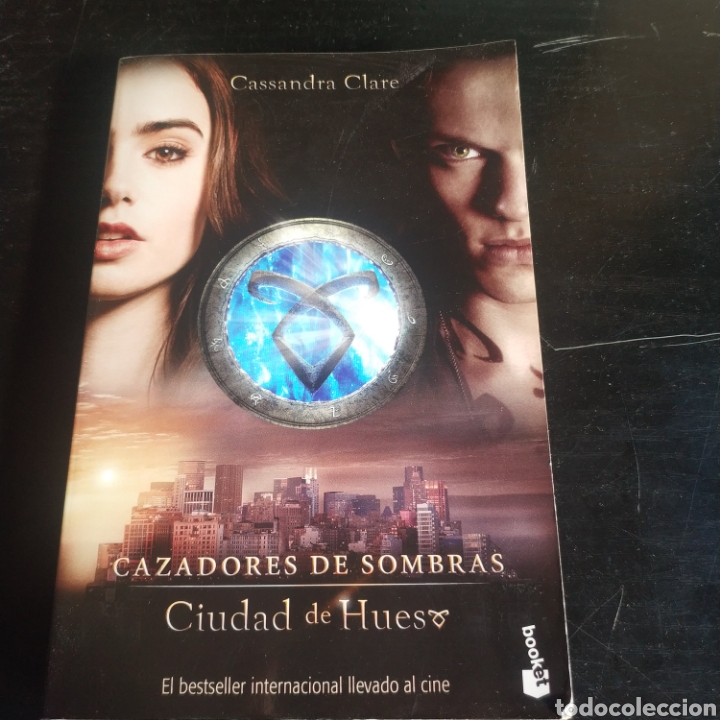 Libros: Cazadoresdesombras. Ciudad de hueso. - Foto 1
