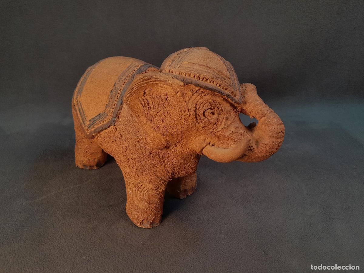 Libros: ESCULTURA DE ELEFANTE EN TERRACOTA. SIGLO XX.