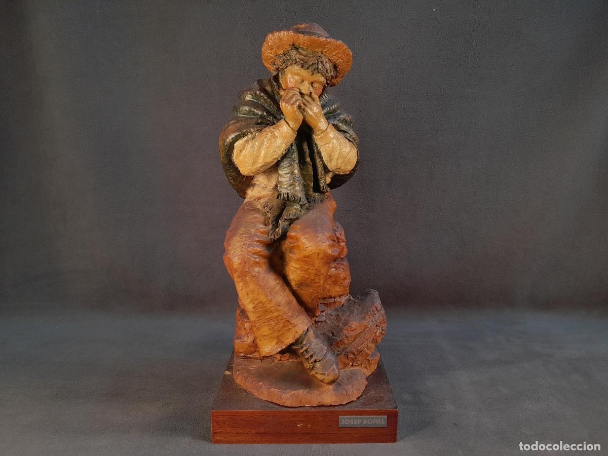 Libros: ESCULTURA DE RESINA. PERSONAJE CON ARM&Oacute;NICA DE JOSEP BOFILL. SIGLO XX.