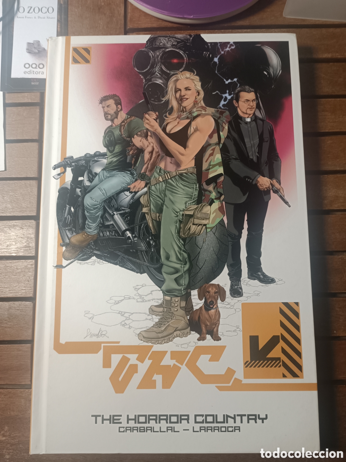 Libros: comic THC The horror country Manuel Carballal Elena Merino Salvador Larroca 2025