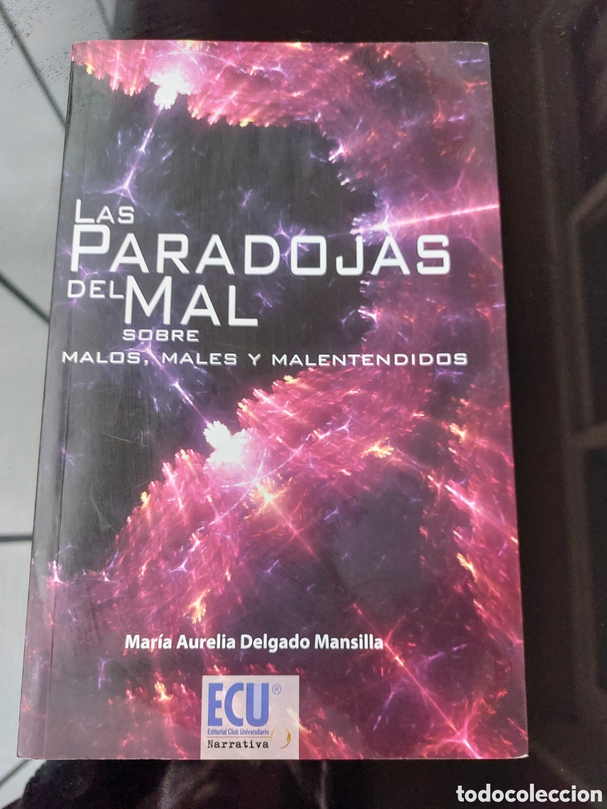 Libros: Las paradojas del mal - Foto 1