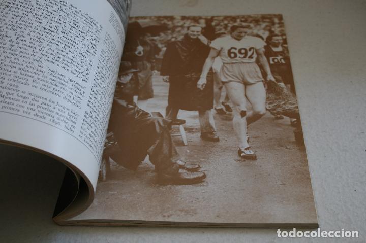Coleccionismo deportivo: LIBRO DE LAS OLIMPIADAS 1976 - Foto 2