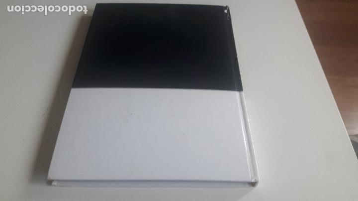 Coleccionismo deportivo: EL LIBRO DE ORO DEL VALENCIA 1919-2000 ED.LAS PROVINCIAS-- MV2 - Foto 2