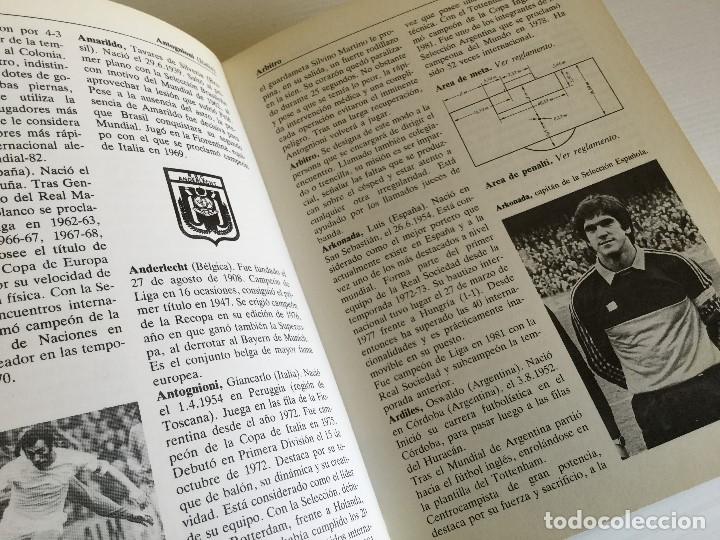 Coleccionismo deportivo: Libro F&uacute;tbol de la A a la Z &ndash; A&ntilde;o 1982 &ndash; Philips - Foto 9