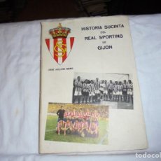 Coleccionismo deportivo: HISTORIA SUCINTA DEL REAL SPORTING.JOSE AVELINO MORO.EDICION LIMITADA DE 1.000 EJEMPLARES.GIJON 1972