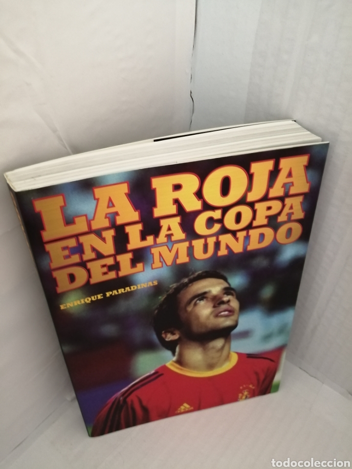 Coleccionismo deportivo: LA ROJA EN LA COPA DEL MUNDO (Primera edici&oacute;n) - Foto 8