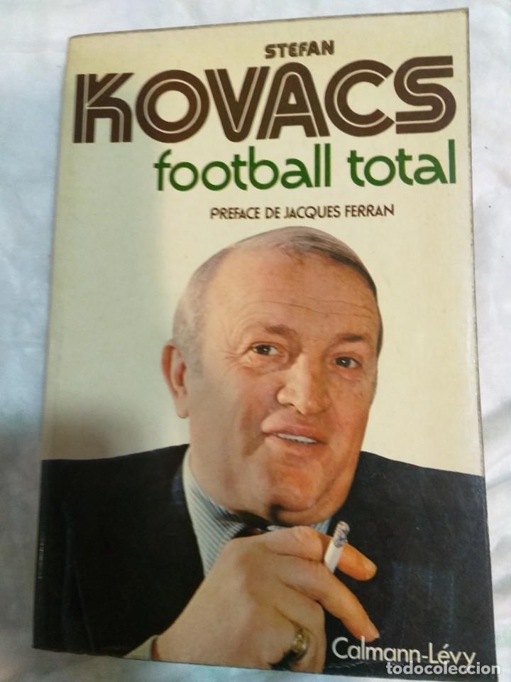 Coleccionismo deportivo: Lote con 7 libros de f&uacute;tbol en Franc&eacute;s, d&eacute;cada de los 70. - Foto 16