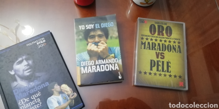 Coleccionismo deportivo: DIEGO MARADONA. LIBROS Y VIDEO DUELOS DE ORO - Foto 2