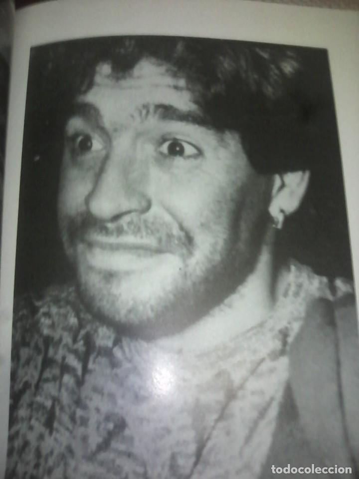 Coleccionismo deportivo: LIBRO DE MARADONA - Foto 4