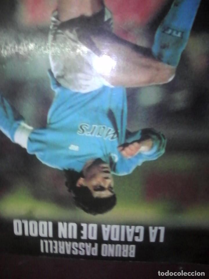 Coleccionismo deportivo: LIBRO DE MARADONA - Foto 5