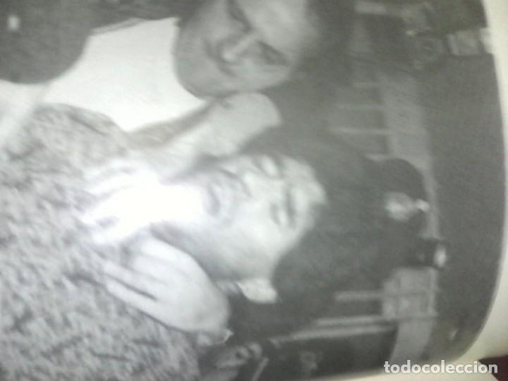 Coleccionismo deportivo: LIBRO DE MARADONA - Foto 7