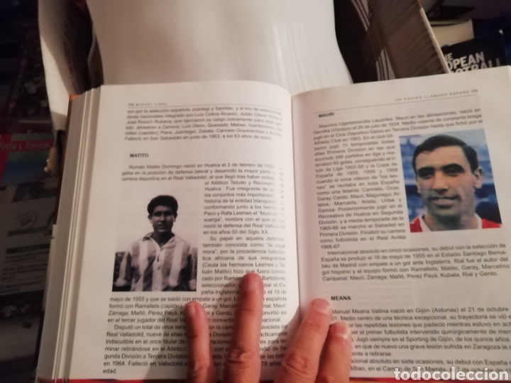 Coleccionismo deportivo: Libro un equipo llamado Espa&ntilde;a. De la A a la Z - Foto 4
