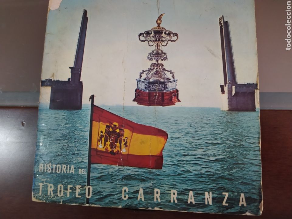 Coleccionismo deportivo: HISTORIA DEL TROFEO CARRANZA. LIBRO Y VINILO - Foto 1