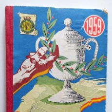 Coleccionismo deportivo: LIBRO DE FUTBOL - DINÁMICO - LA LUCHA POR LA COPA 1959