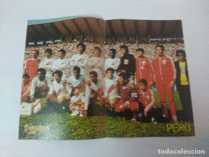 Coleccionismo deportivo: POSTER PERU/SELECCIONES DE ORO ESPA&Ntilde;A 82. - Foto 1