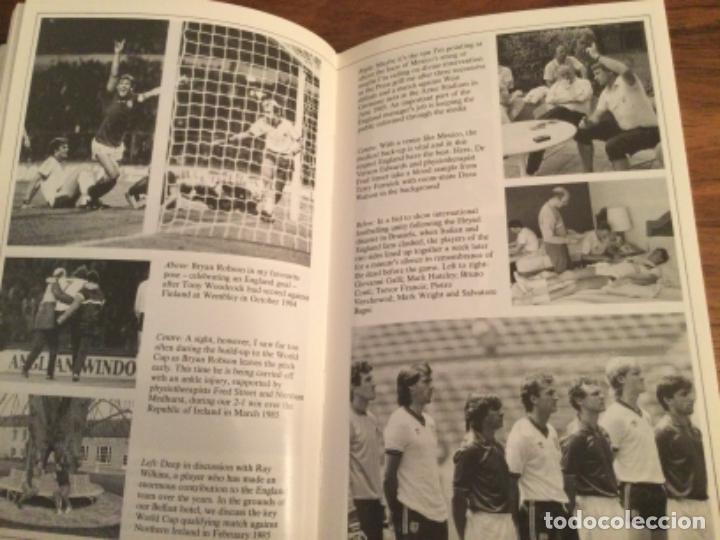Coleccionismo deportivo: LIBRO BOBBY ROBSON&acute;S WORL CUP DIARY. 1982-86 CON DEDICATORIA - Foto 5