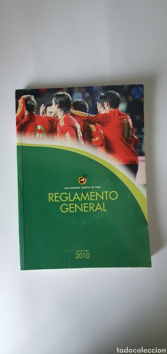 Coleccionismo deportivo: Reglamento General RFEF 2010 - Foto 1