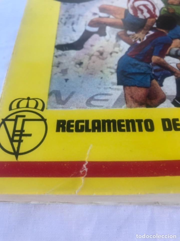 Coleccionismo deportivo: Futbol, reglamento, Pedro Escartin, 1971 - Foto 2