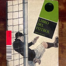 Coleccionismo deportivo: LIBRO DEL FÚTBOL Y OTROS JUEGOS DE PELOTA (451.ZIP) (SPANISH EDITION). PABLO NACACH.. Lote 363722760