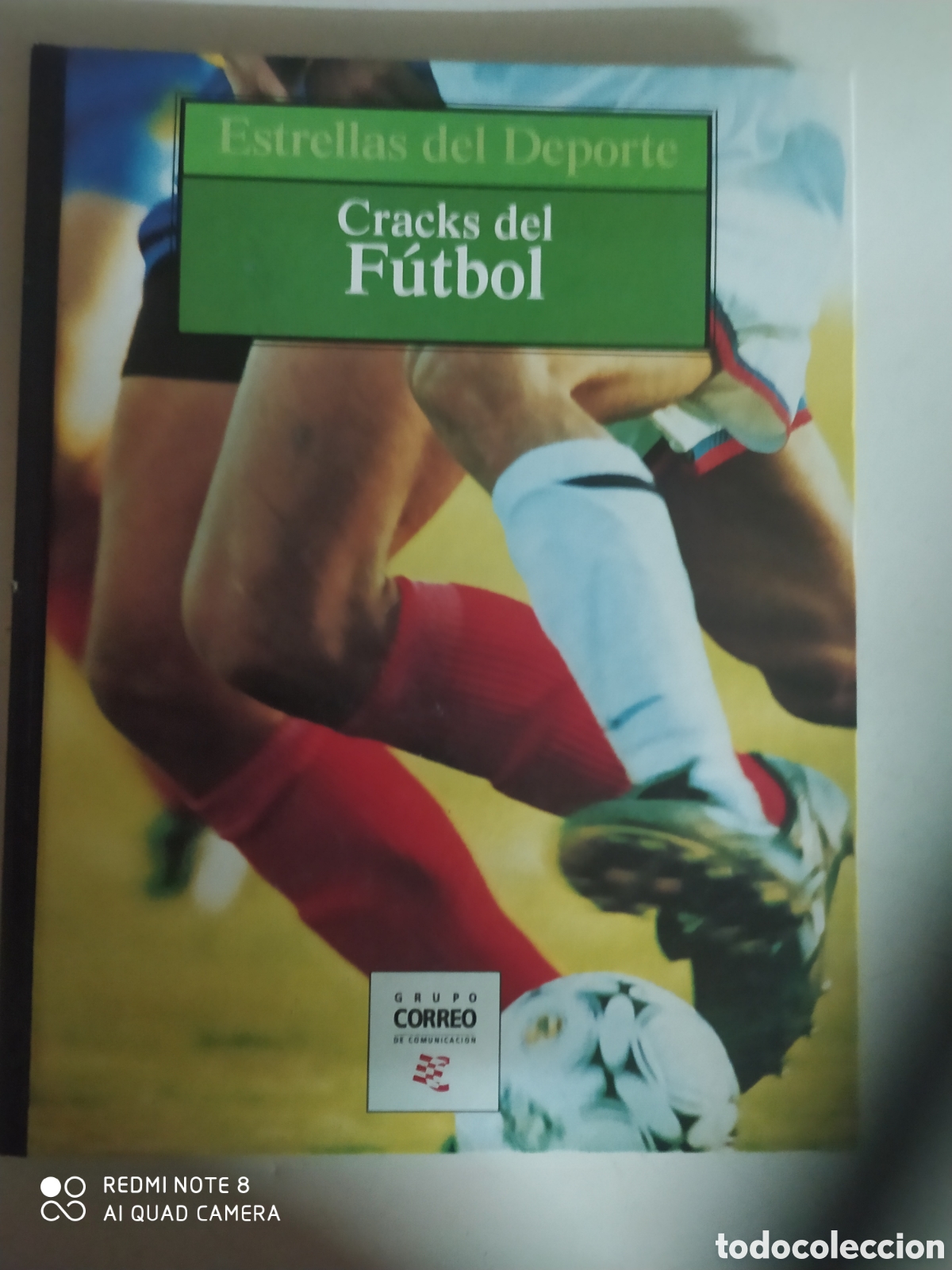 Coleccionismo deportivo: Libro de Estrellas del deporte. Cracks del f&uacute;tbol - Foto 1