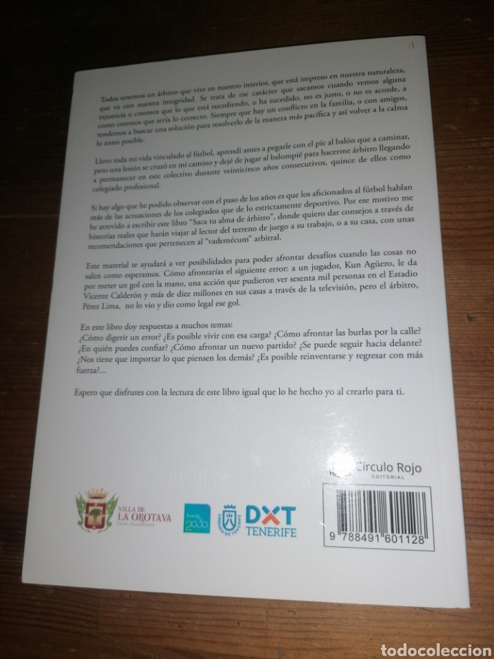 Coleccionismo deportivo: SACA TU ALMA DE &Aacute;RBITRO - Manuel P&eacute;rez Lima - 2017 - Dedicatoria aut&oacute;grafa - Foto 3