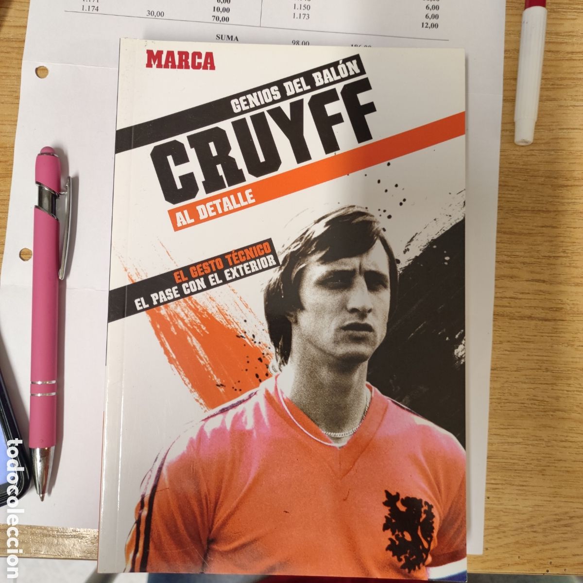 Coleccionismo deportivo: Genios del Bal&oacute;n Cruyff al detalle - Foto 1