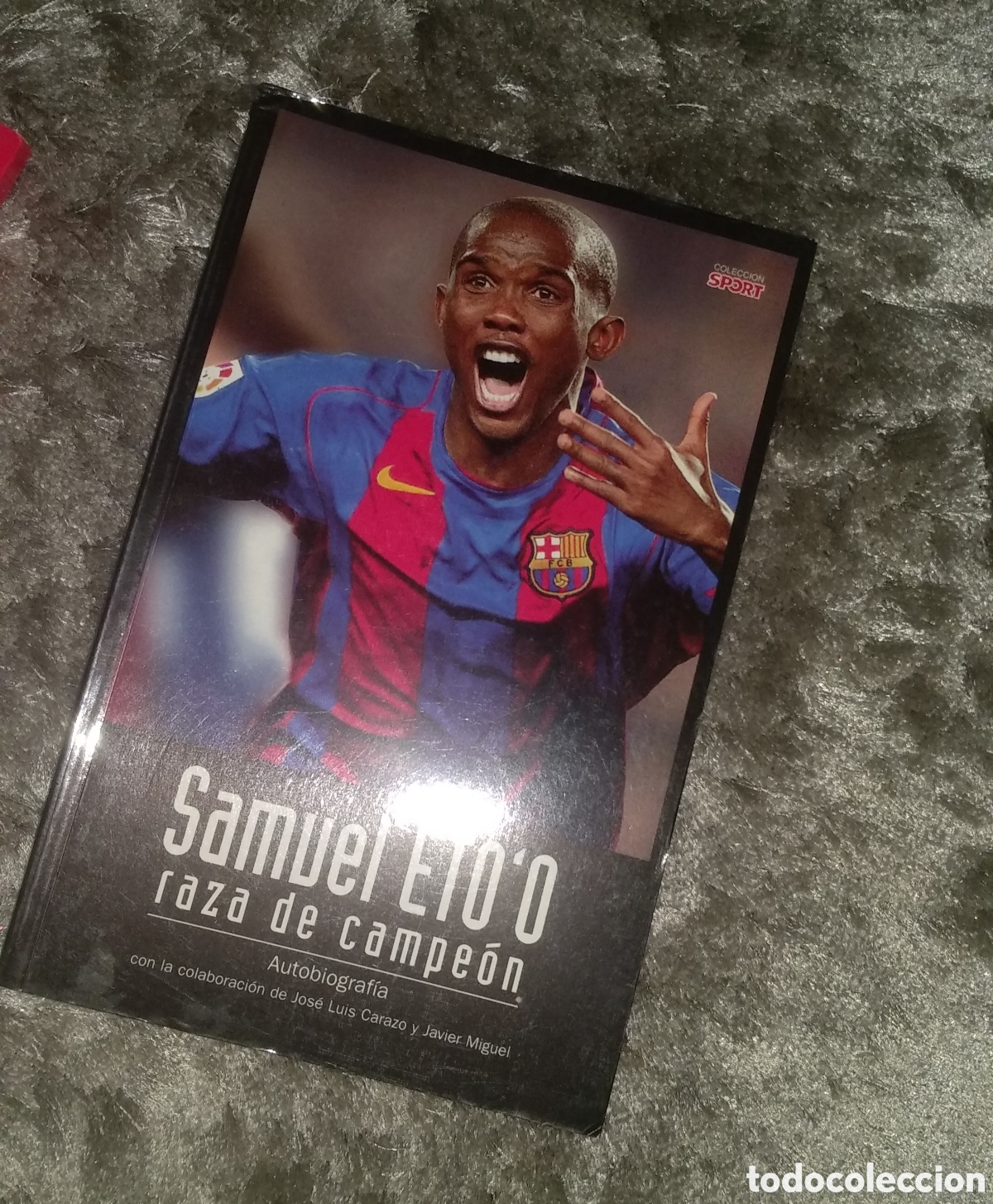 Coleccionismo deportivo: Libro Etoo - Foto 1