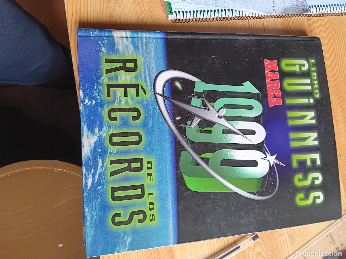 Coleccionismo deportivo: Libro GUINNES DE LOS RECORDS 1999 MARCA - Foto 1