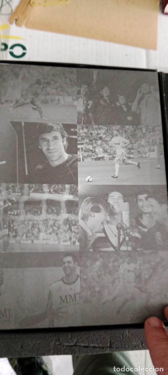 Coleccionismo deportivo: L-SM LIBRO CD REALVOLUTION REAL MADRID LIBRO CON CD Y CHAPAS - Foto 3