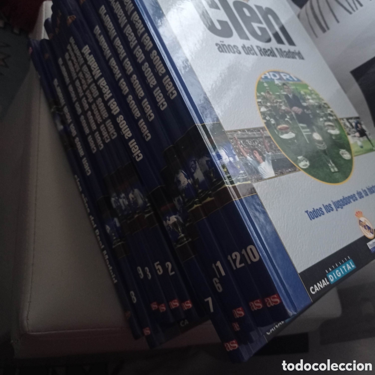 Coleccionismo deportivo: Cien a&ntilde;os del Real Madrid 12 libros - Foto 1