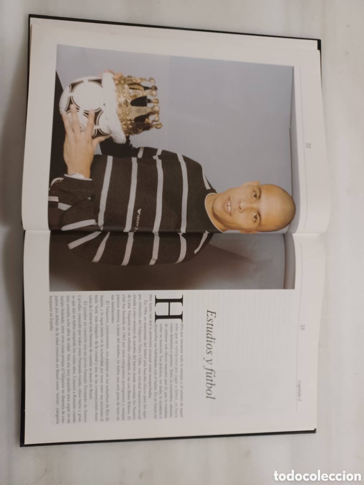 Coleccionismo deportivo: Libro ronaldo est&aacute; es su vida - Foto 3