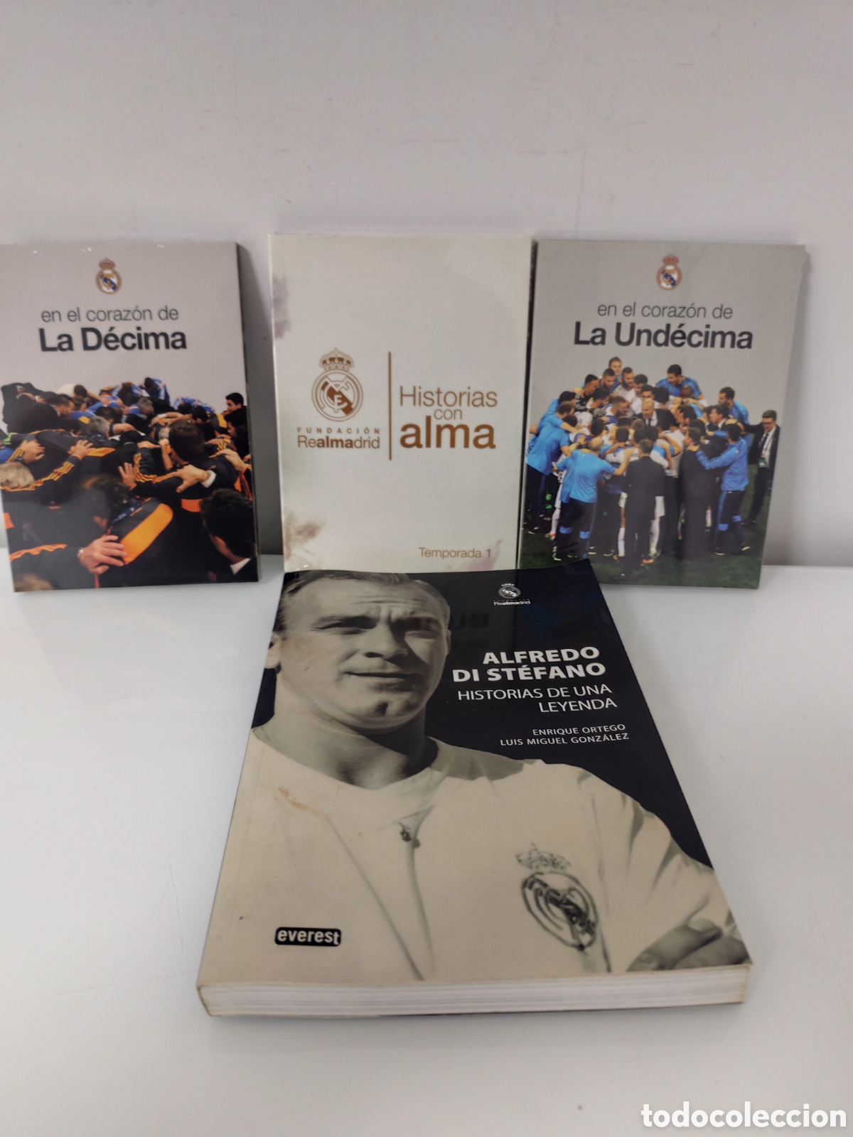 Coleccionismo deportivo: ALFREDO DI STEFANO, HISTORIAS DE UNA LEYENDA. 2010 3 DVD -LA DECIMA - LA UNDECIMA .-HISTORIAS.
