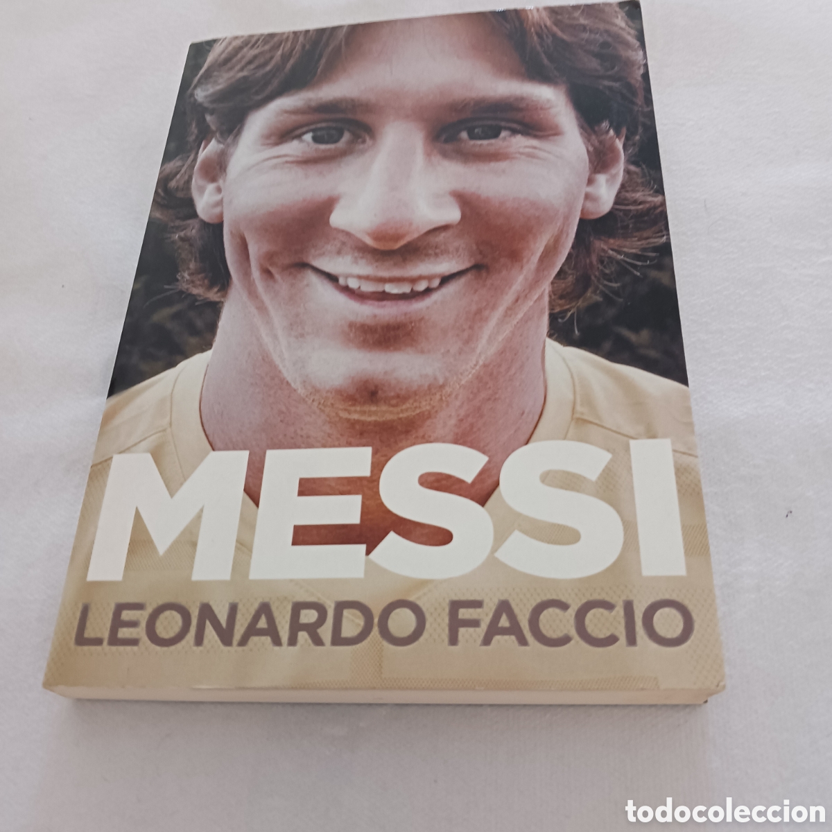 Coleccionismo deportivo: Messi de Leonardo Faccio