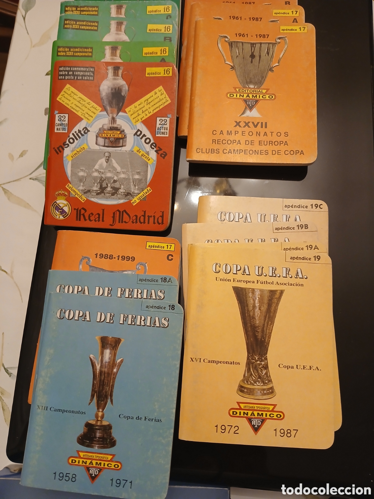 Coleccionismo deportivo: Libritos antiguos futbol colecci&oacute;n.