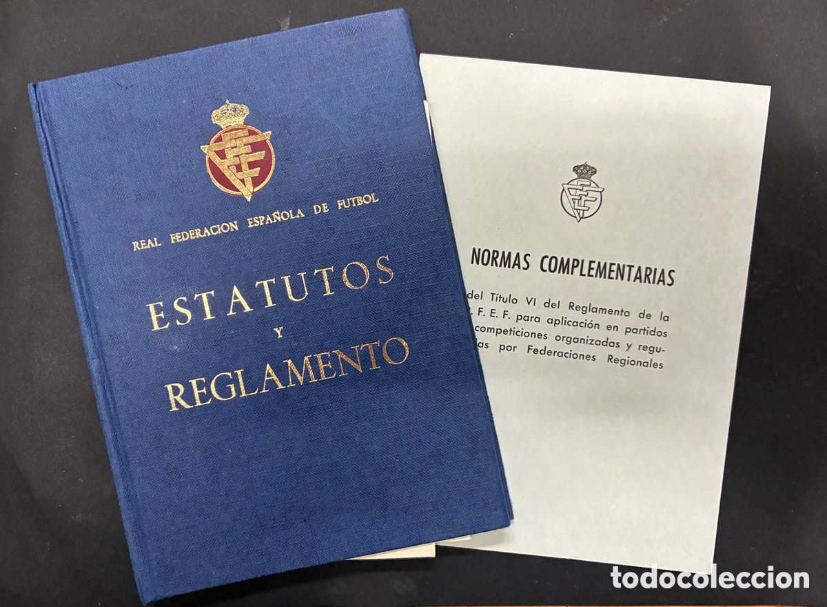 Coleccionismo deportivo: ESTATUTOS Y REGLAMENTO REAL FEDEDERACION ESPA&Ntilde;OLA DE FUTOL 1974 CON ANEXO