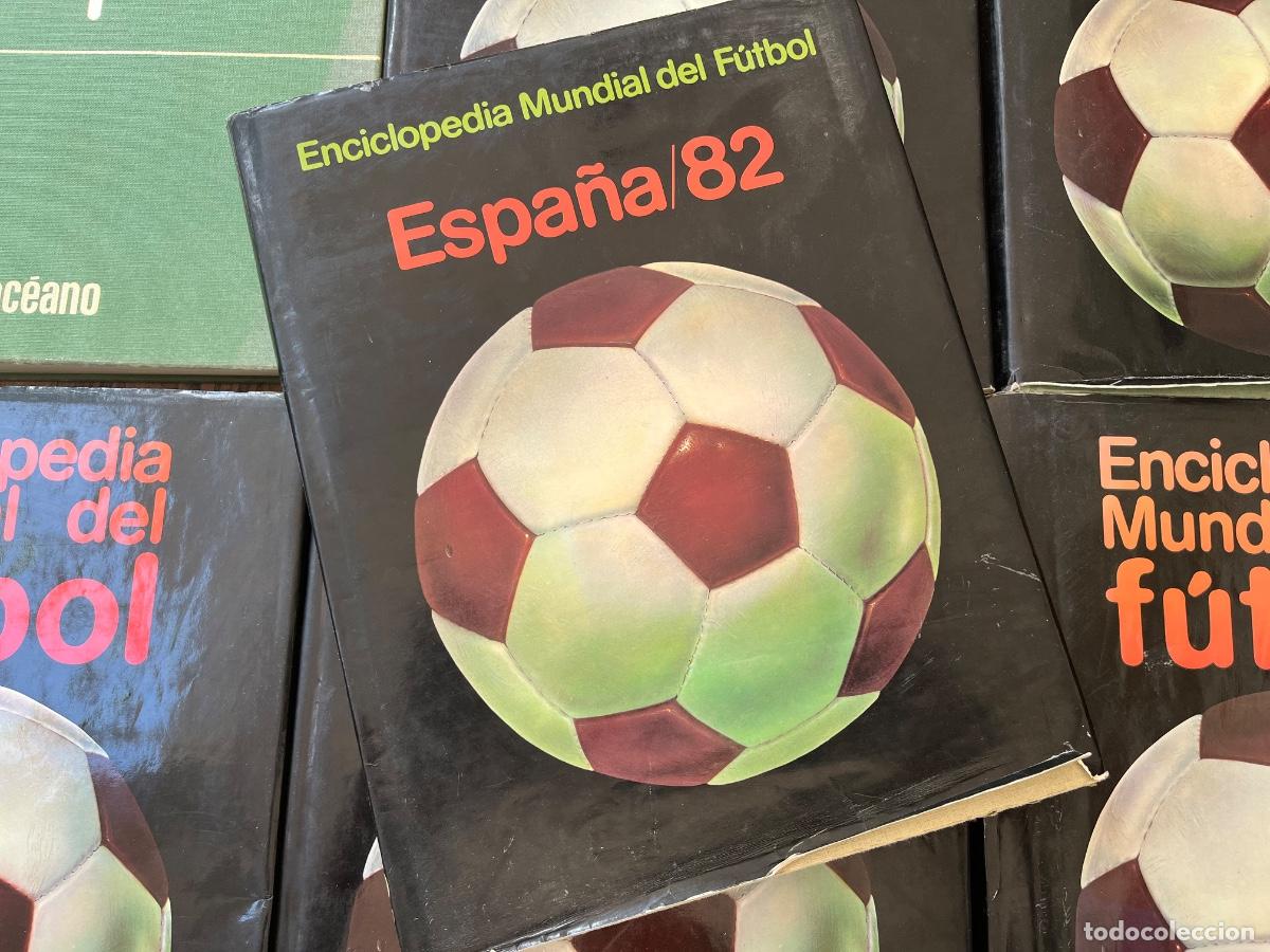 Coleccionismo deportivo: ENCICLOPEDIA MUNDIAL DEL F&Uacute;TBOL - OC&Eacute;ANO - 7 TOMOS - N&Uacute;MEROS 1-6 + ESPA&Ntilde;A/82