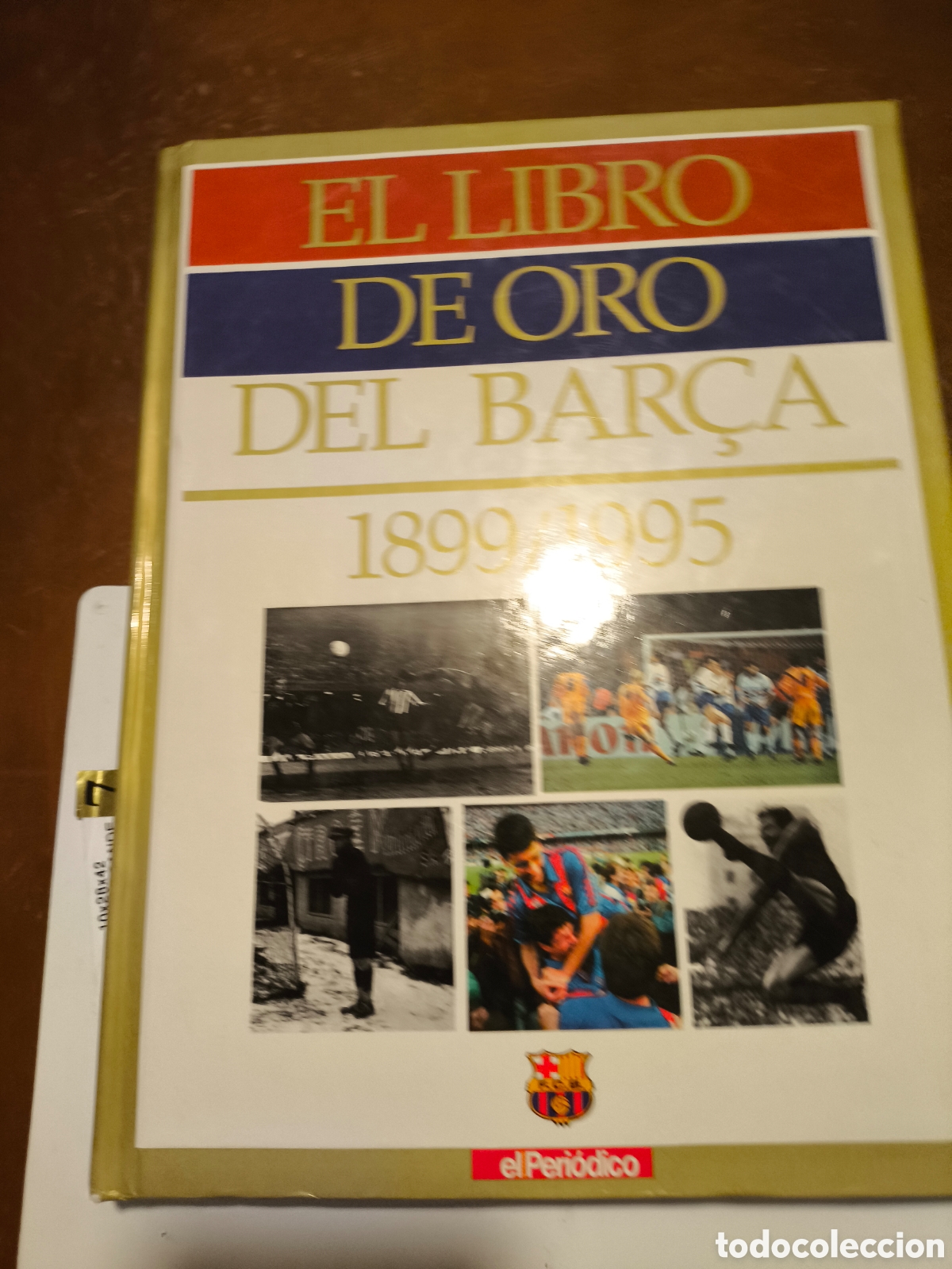 Sports collectibles: Libro de oro del Bar&ccedil;a.lote.n.90