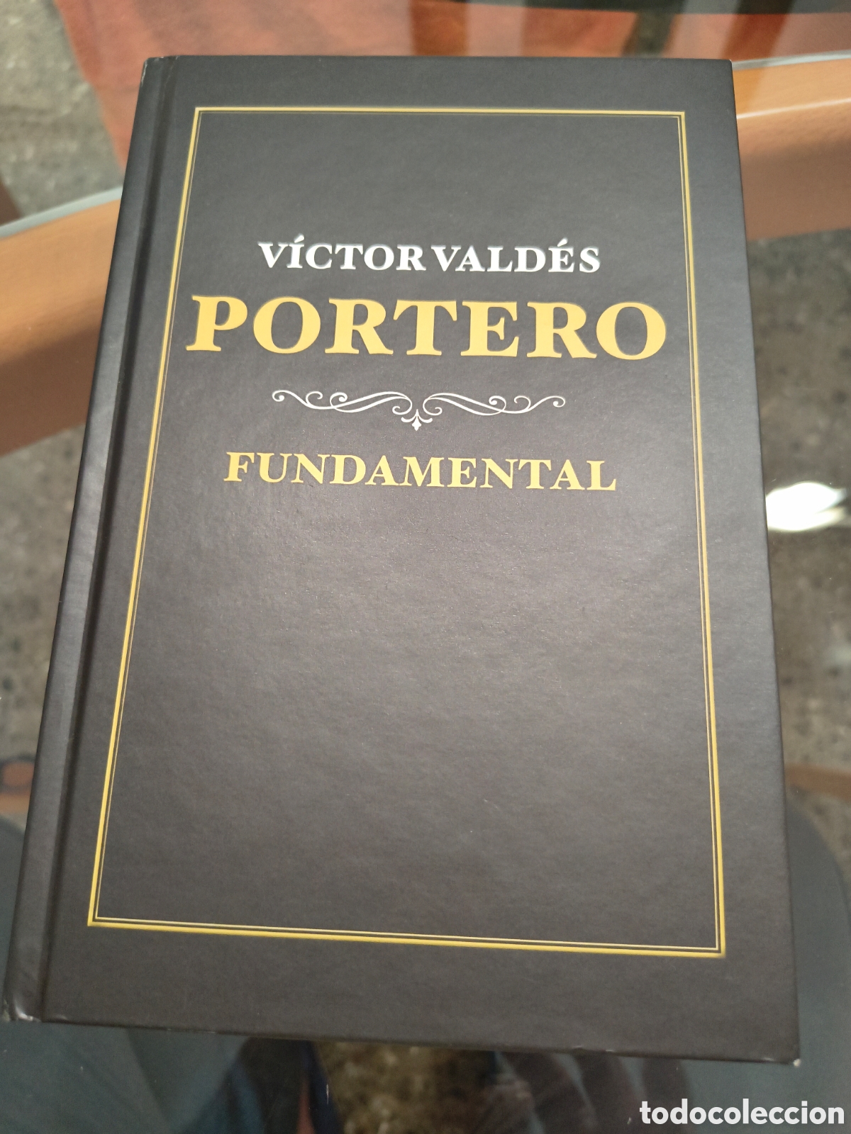 Coleccionismo deportivo: PORTERO FUNDAMENTAL DE VICTOR VALDES - Foto 1