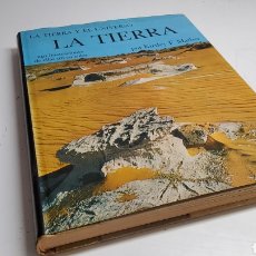 Libros: LA TIERRA Y EL UNIVERSO. KIRTLEY. Lote 358654345