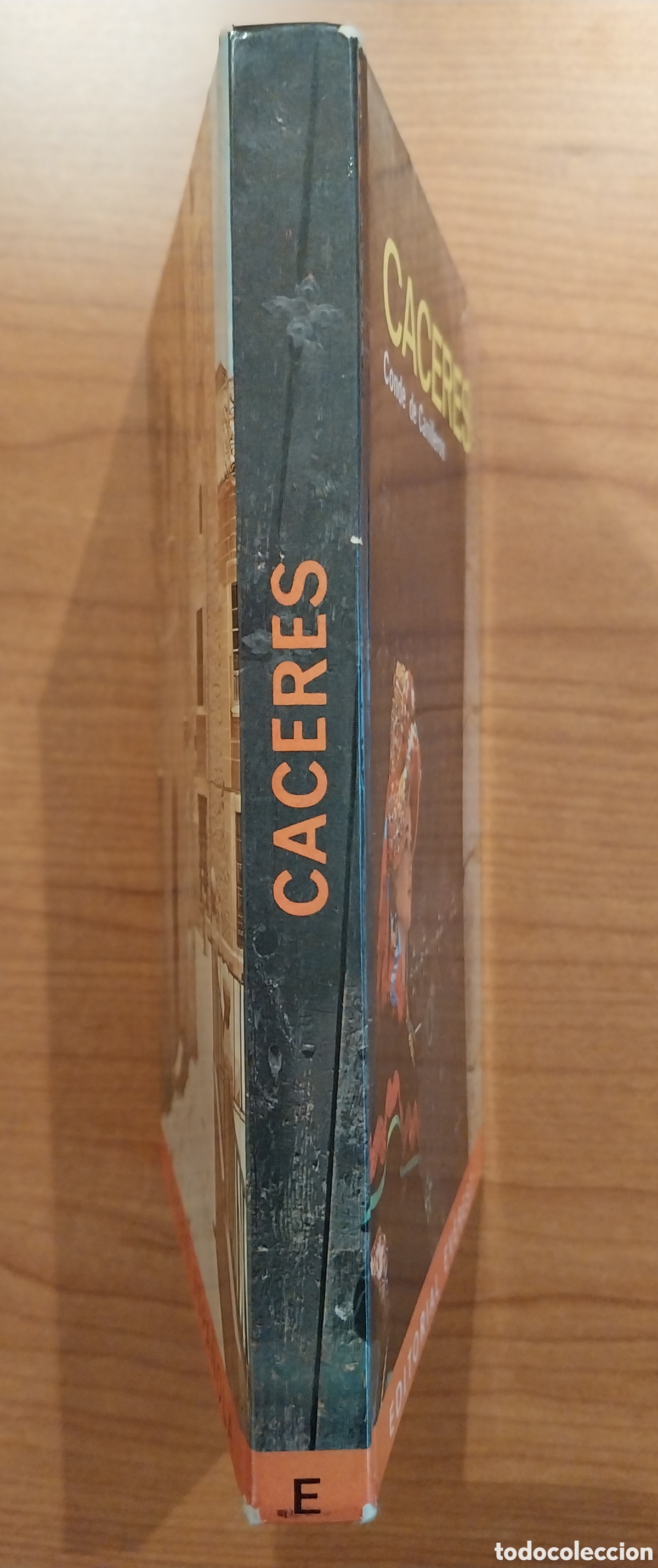 Libros: 1969 Gu&iacute;a tur&iacute;stica C&aacute;ceres - Foto 3