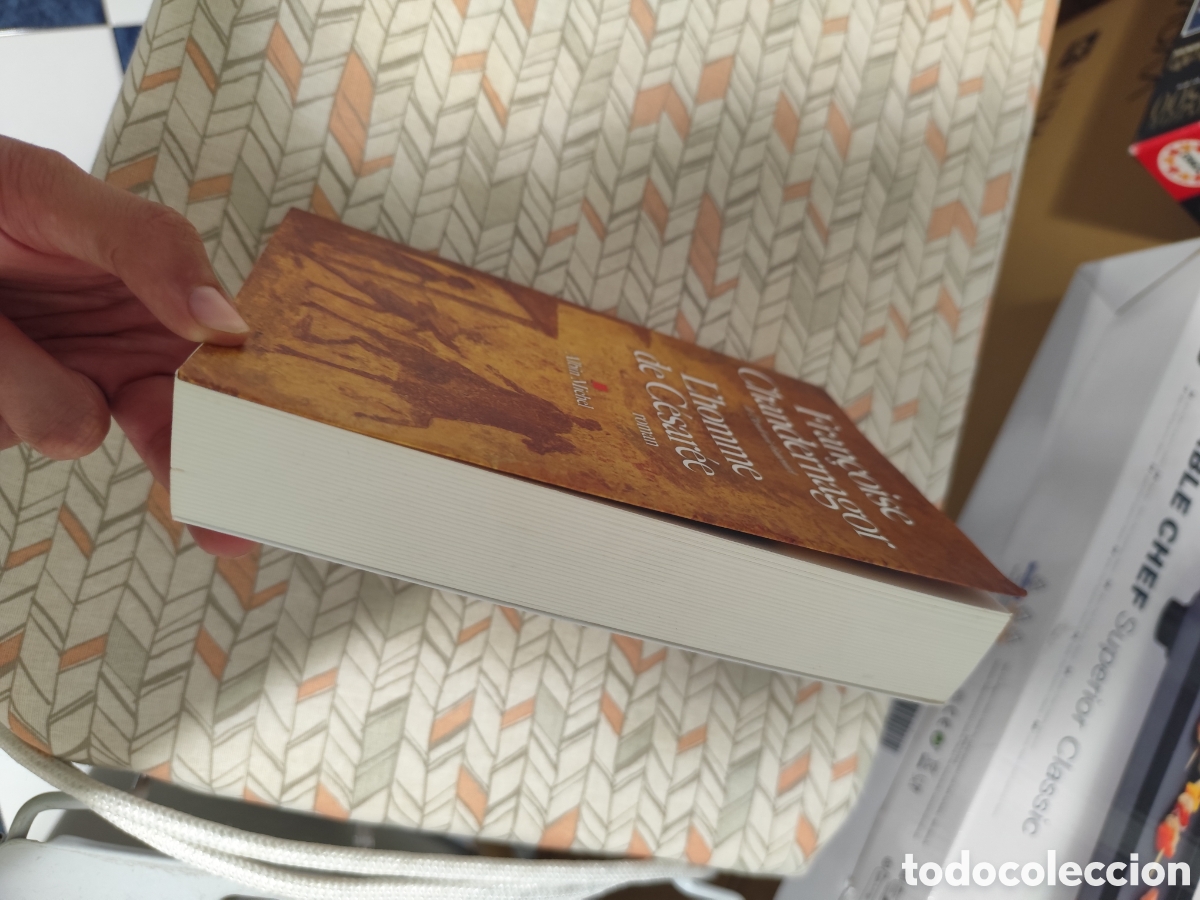 Libros: Lhomme de C&eacute;sar&eacute;e. Libro en Franc&eacute;s - Foto 4