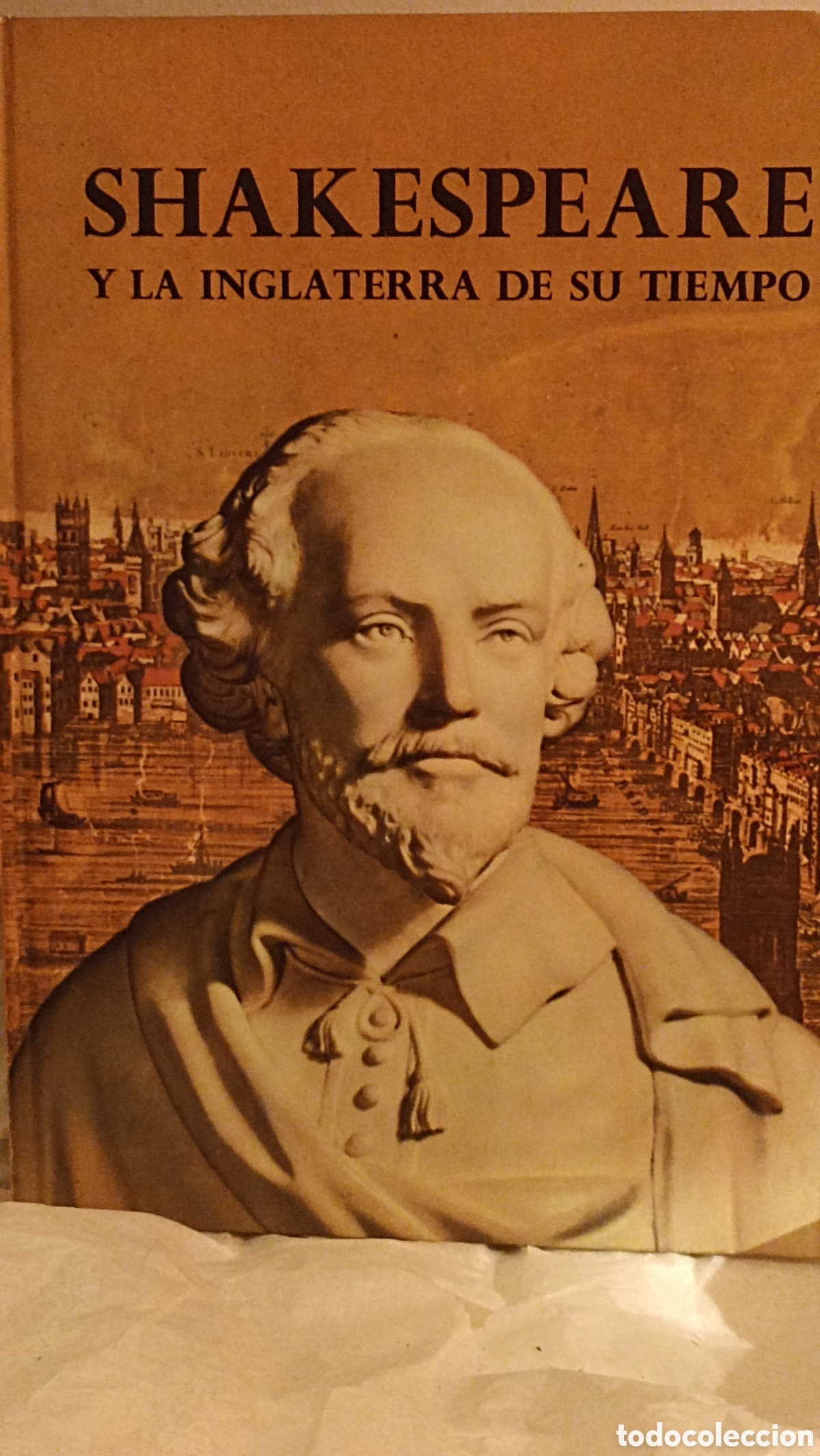Libros: Shakespeare y la Inglaterra de su tiempo&rdquo;, escrito por Louis B. Wright y publicado por Editorial Tim
