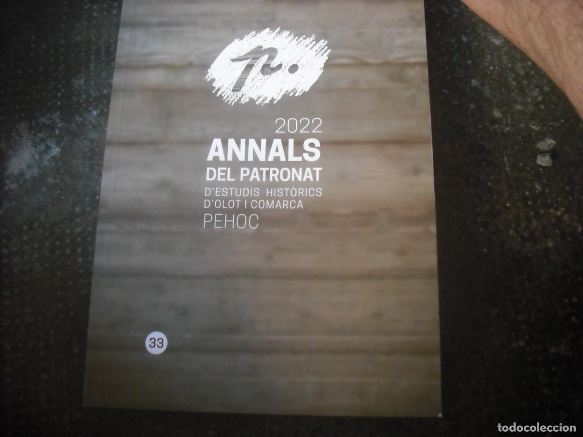 Libros: Annals Olot i Comarca 2022 - Foto 1
