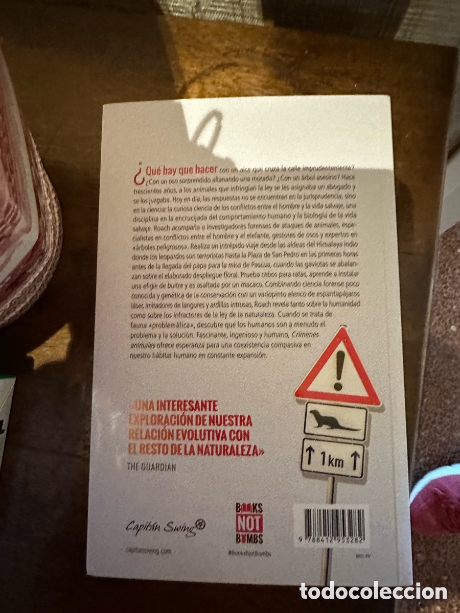 Libros: Cr&iacute;menes animales - Roach, Mary - Foto 2