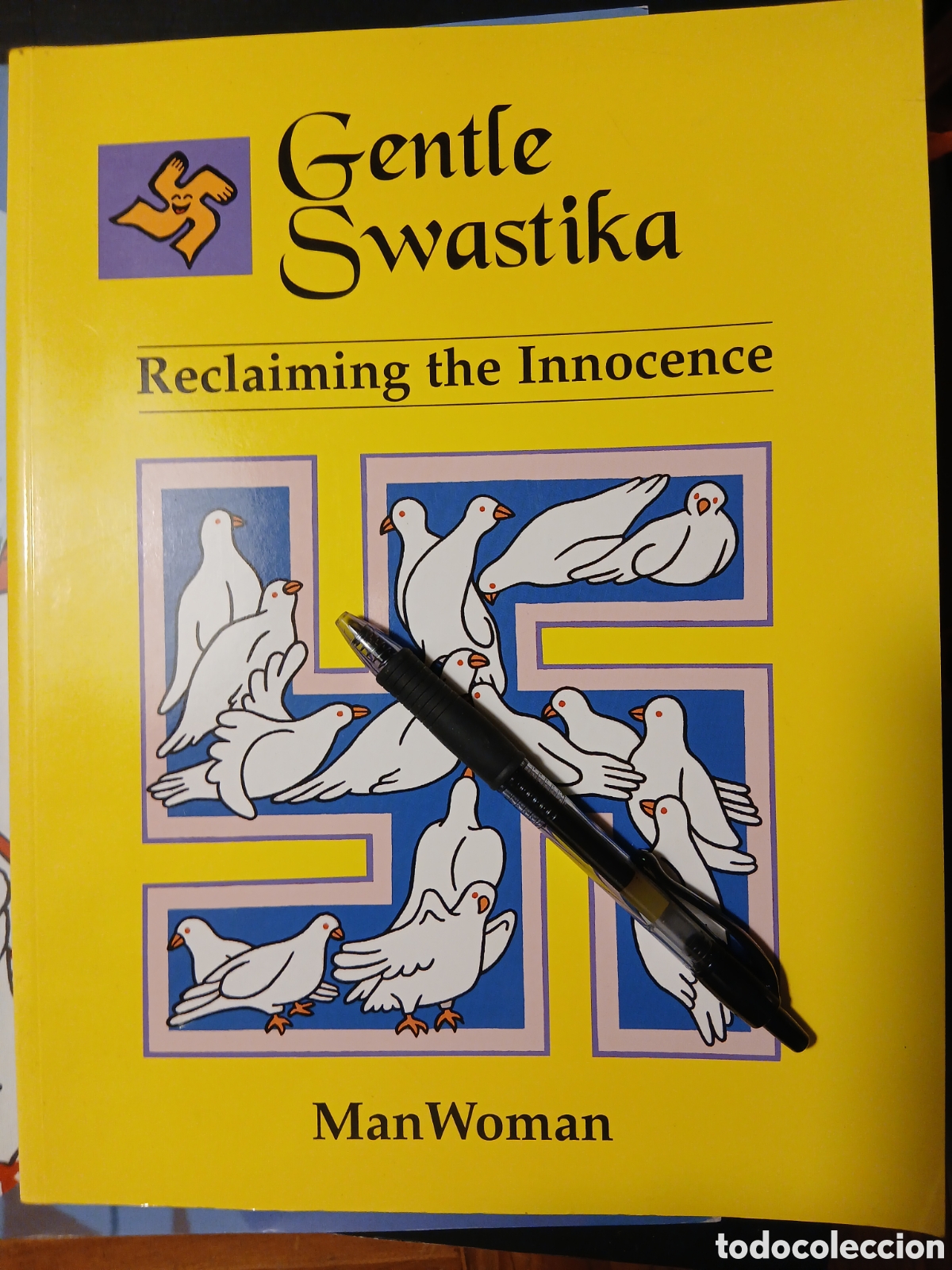 Libros: Gente swastika. Reclaiming the innocence.