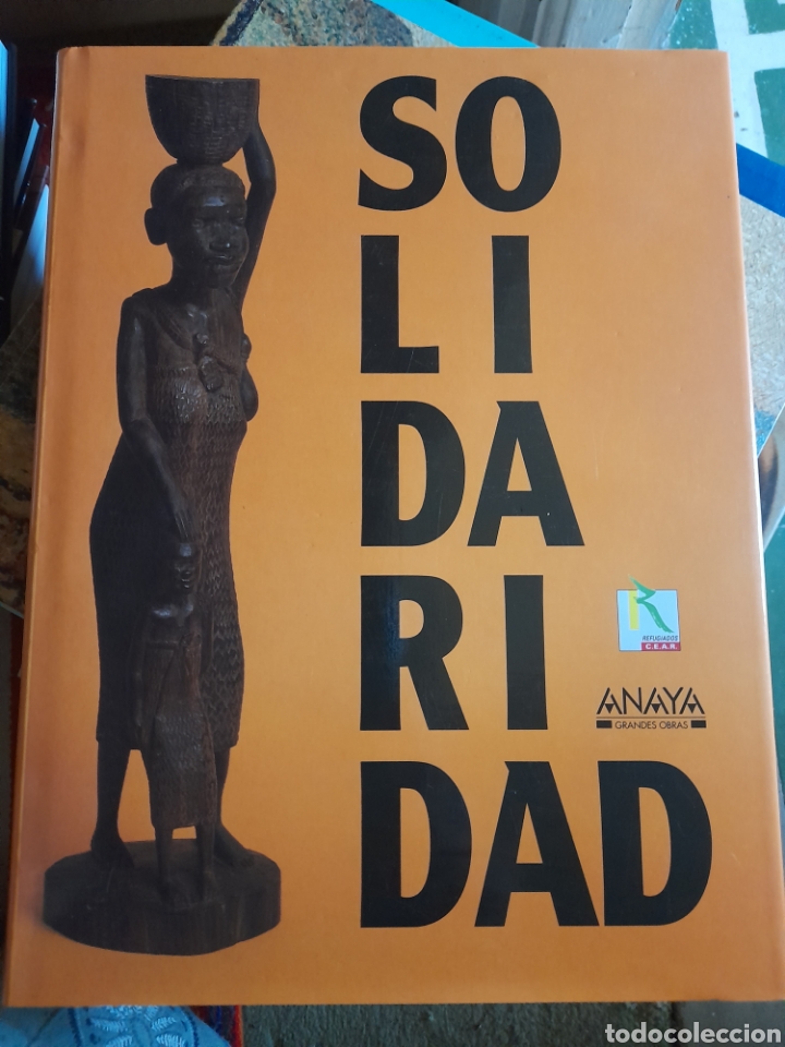 Libros: Solidaridad. Refugiados CEAR - Foto 1