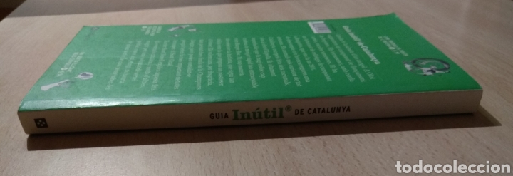 Libros: Gu&iacute;a in&uacute;til de Catalunya - Foto 3